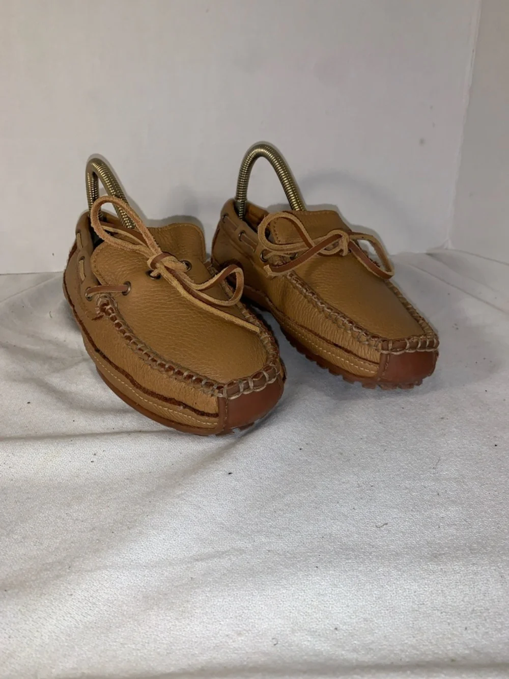Minnetonka Men’s Tan Leather Moccasin Loafers